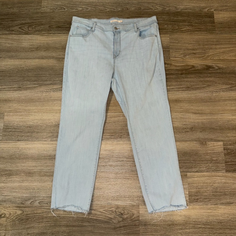 Levis 724 High‎ Rise Straight Jeans 18W Light Wash Raw Hem Plus